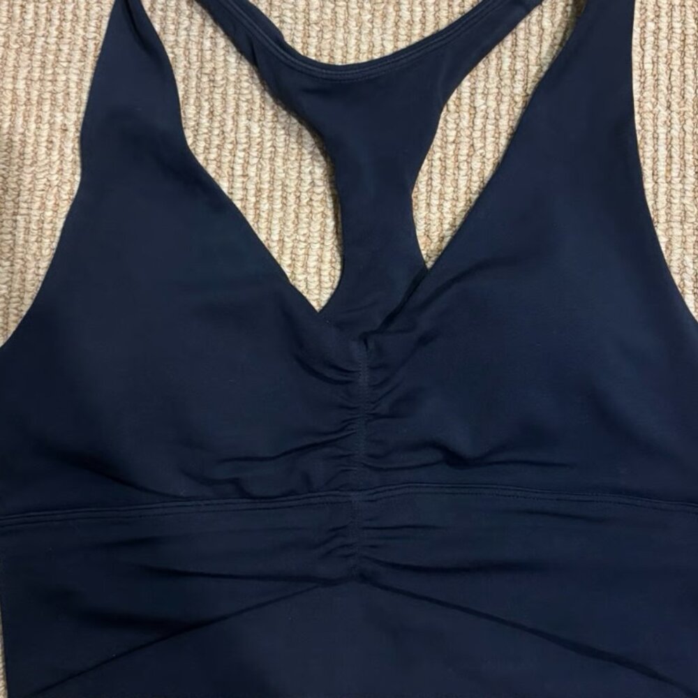 Deep V neckline Bra